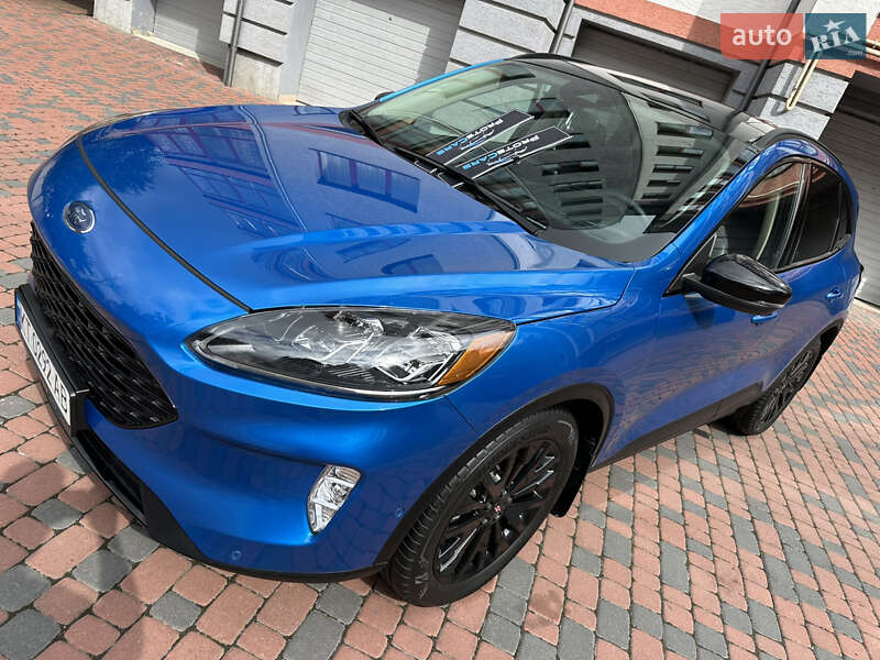 Внедорожник / Кроссовер Ford Escape 2020 в Ивано-Франковске