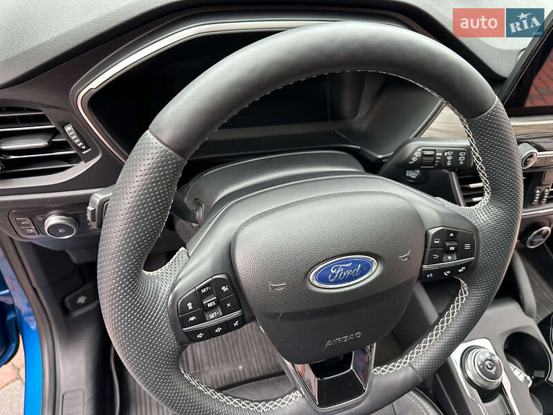 Внедорожник / Кроссовер Ford Escape 2020 в Ивано-Франковске
