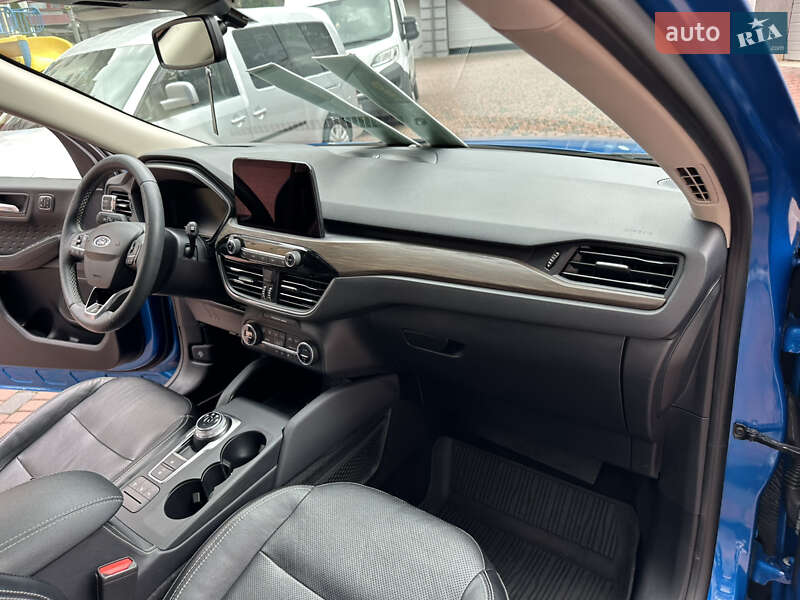 Внедорожник / Кроссовер Ford Escape 2020 в Ивано-Франковске