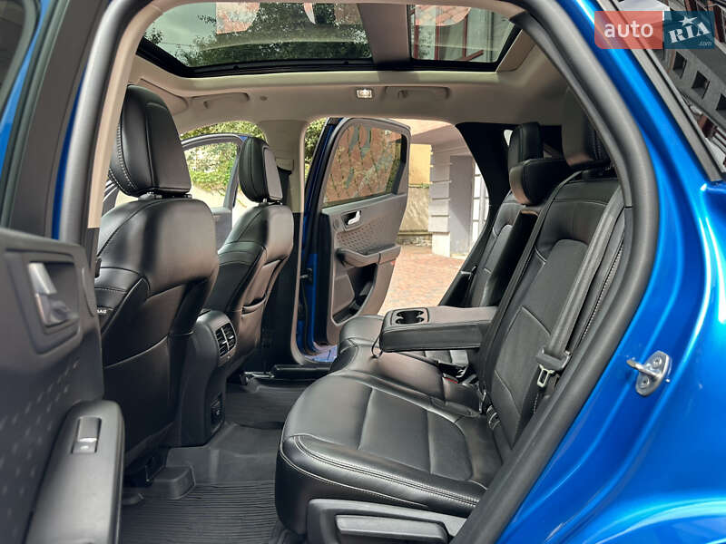 Внедорожник / Кроссовер Ford Escape 2020 в Ивано-Франковске