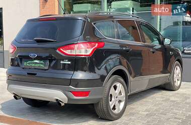 Внедорожник / Кроссовер Ford Escape 2015 в 