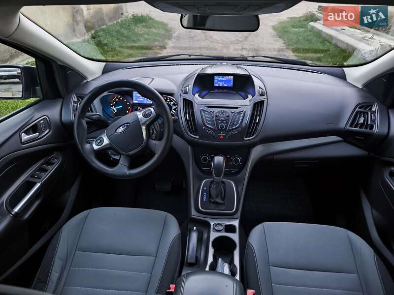 Внедорожник / Кроссовер Ford Escape 2012 в Чернигове