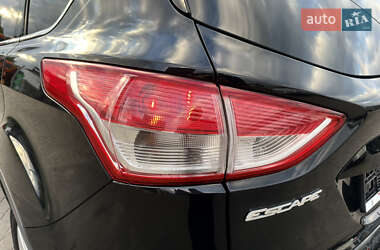 Внедорожник / Кроссовер Ford Escape 2014 в 