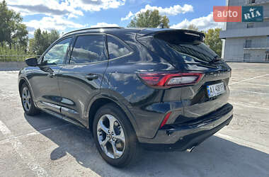 Внедорожник / Кроссовер Ford Escape 2023 в 