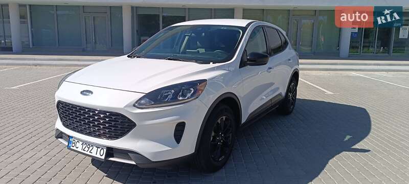 Внедорожник / Кроссовер Ford Escape 2020 в Львове