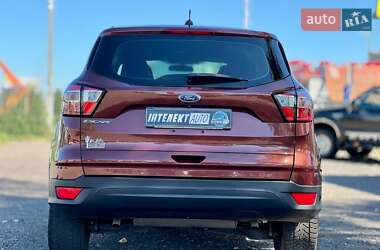 Внедорожник / Кроссовер Ford Escape 2018 в 