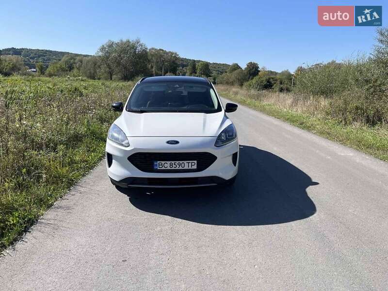 Внедорожник / Кроссовер Ford Escape 2020 в Золочеве