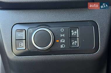 Внедорожник / Кроссовер Ford Escape 2020 в 