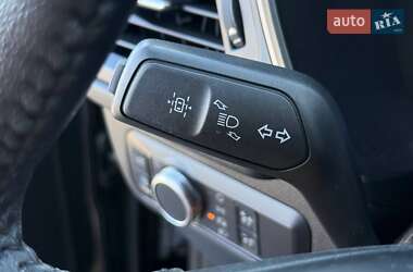 Внедорожник / Кроссовер Ford Escape 2020 в 