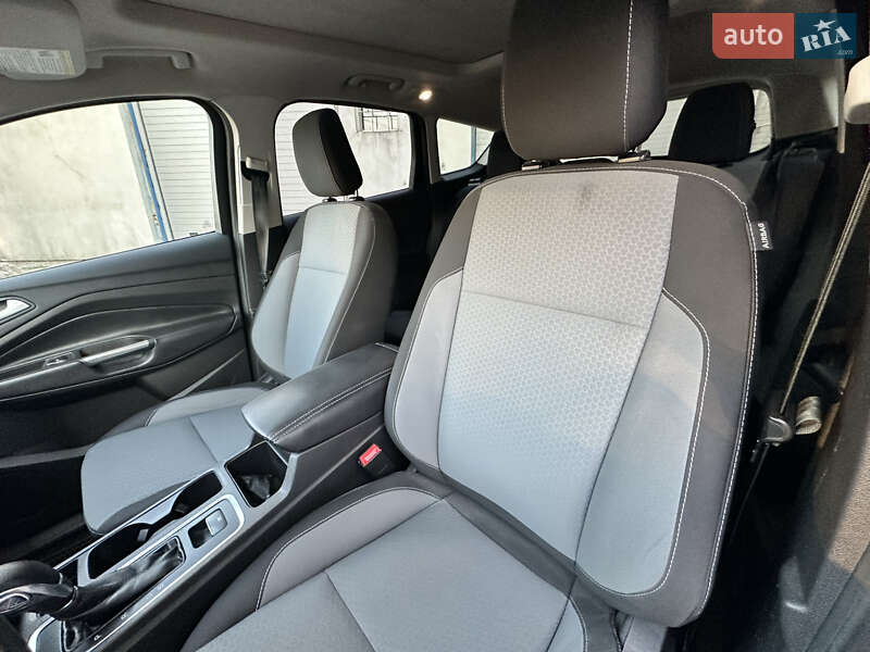 Внедорожник / Кроссовер Ford Escape 2018 в Виннице