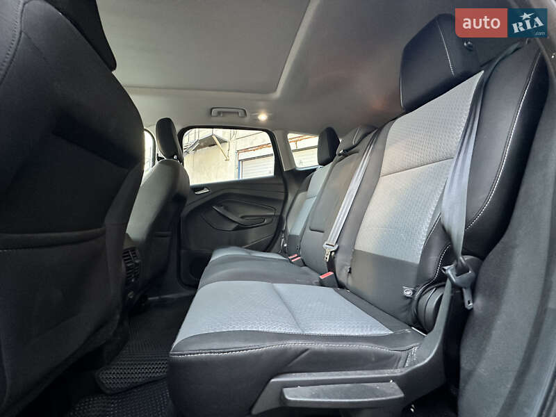 Внедорожник / Кроссовер Ford Escape 2018 в Виннице