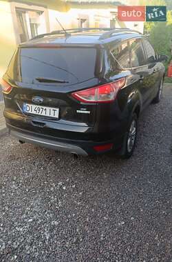 Внедорожник / Кроссовер Ford Escape 2013 в 