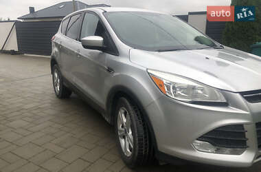 Внедорожник / Кроссовер Ford Escape 2014 в 