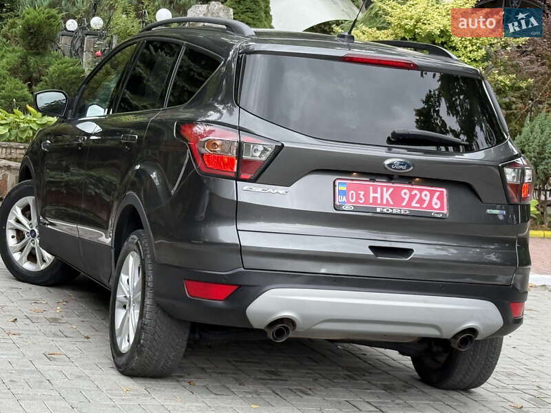 Внедорожник / Кроссовер Ford Escape 2016 в Дрогобыче