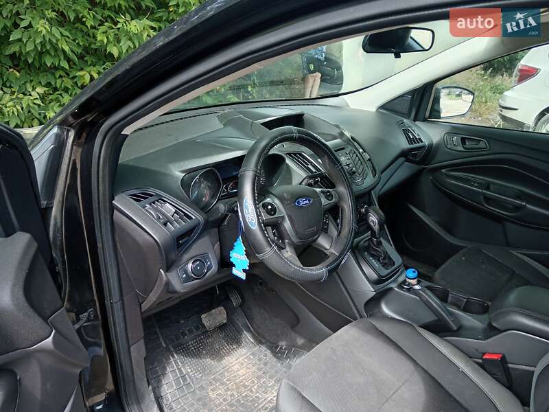 Внедорожник / Кроссовер Ford Escape 2014 в Киеве