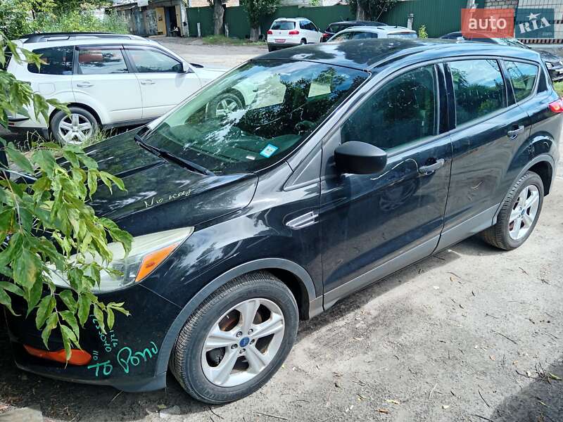 Внедорожник / Кроссовер Ford Escape 2014 в Киеве