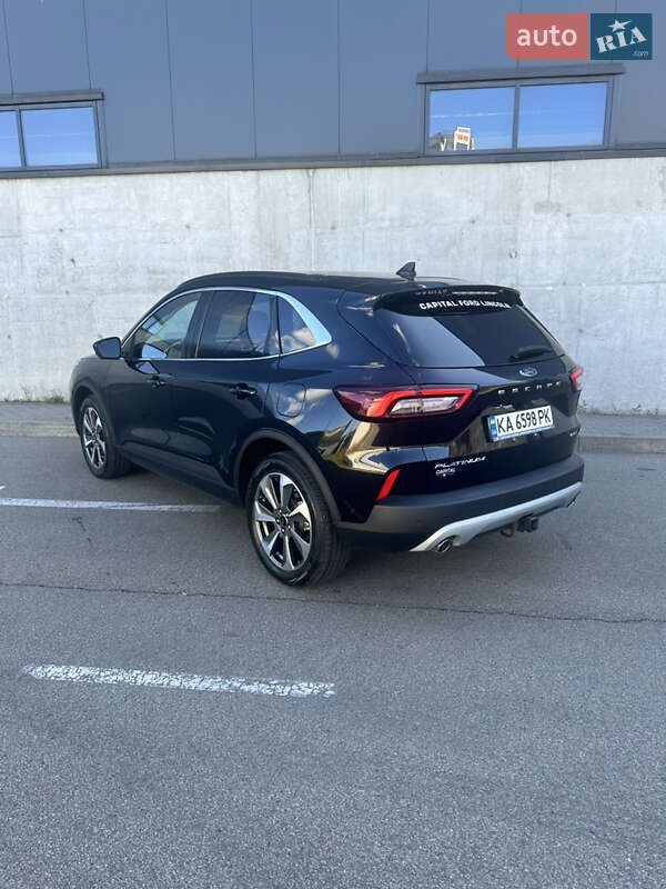 Внедорожник / Кроссовер Ford Escape 2023 в Киеве