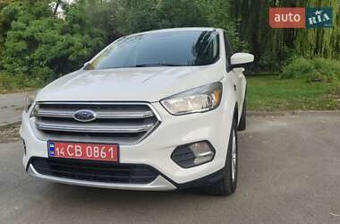 Внедорожник / Кроссовер Ford Escape 2019 в 