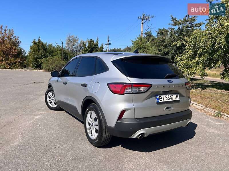 Внедорожник / Кроссовер Ford Escape 2019 в Горишних Плавнях