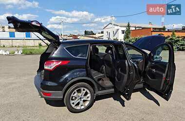 Внедорожник / Кроссовер Ford Escape 2014 в 