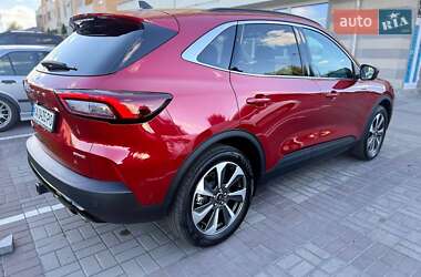 Внедорожник / Кроссовер Ford Escape 2023 в 