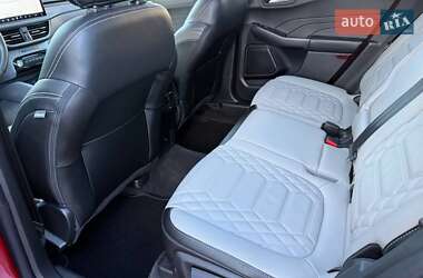Внедорожник / Кроссовер Ford Escape 2023 в 