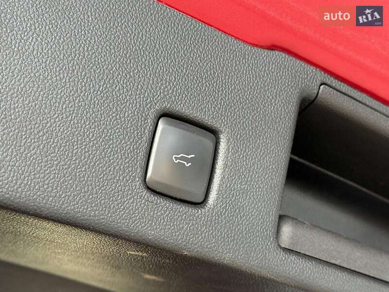 Внедорожник / Кроссовер Ford Escape 2020 в Одессе