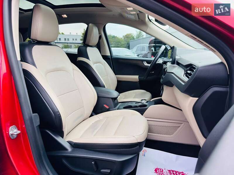 Внедорожник / Кроссовер Ford Escape 2020 в Львове