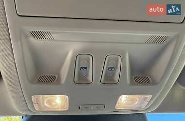 Внедорожник / Кроссовер Ford Escape 2020 в 