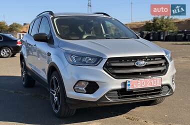 Позашляховик / Кросовер Ford Escape 2019 в Одесі
