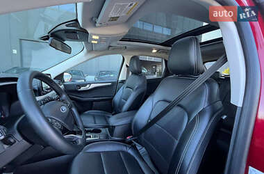 Внедорожник / Кроссовер Ford Escape 2022 в 