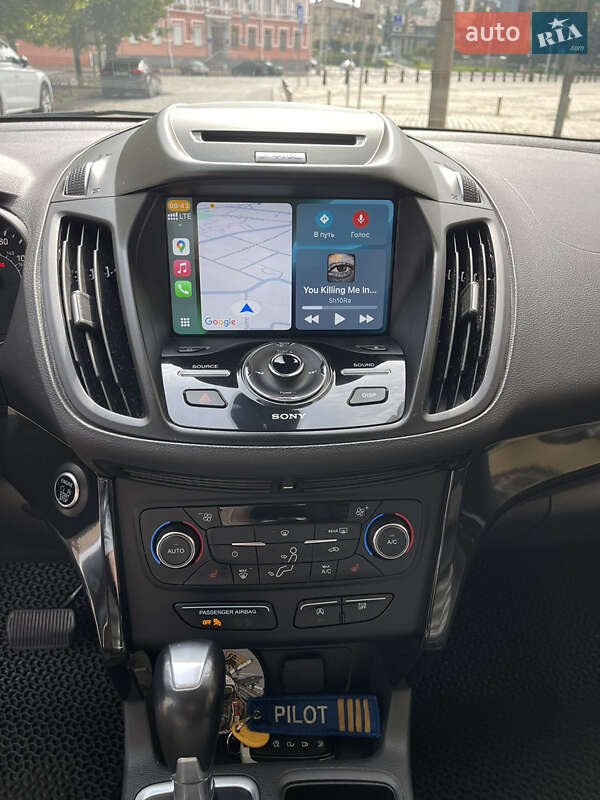 Внедорожник / Кроссовер Ford Escape 2017 в Киеве