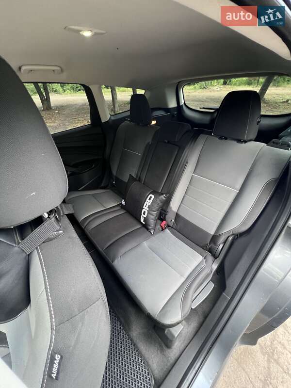 Позашляховик / Кросовер Ford Escape 2014 в Лозовій