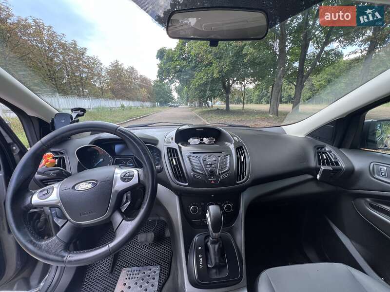 Позашляховик / Кросовер Ford Escape 2014 в Лозовій