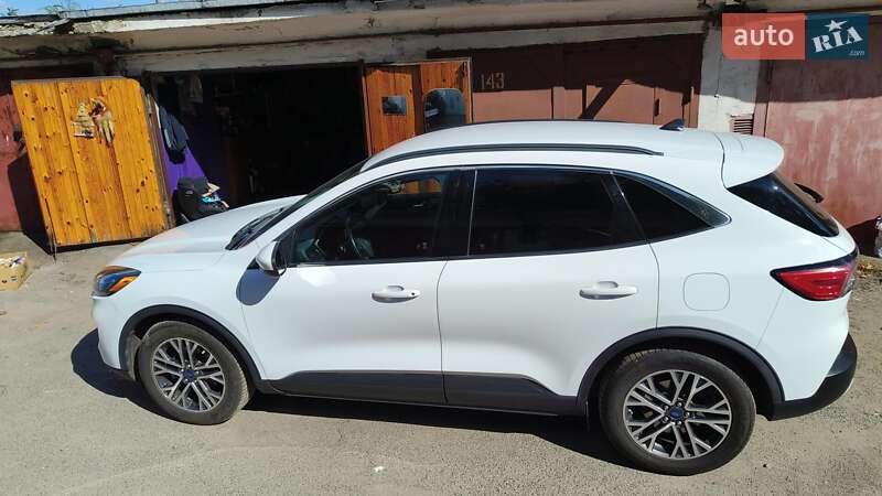 Позашляховик / Кросовер Ford Escape 2020 в Києві