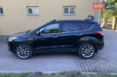 Внедорожник / Кроссовер Ford Escape 2015 в 