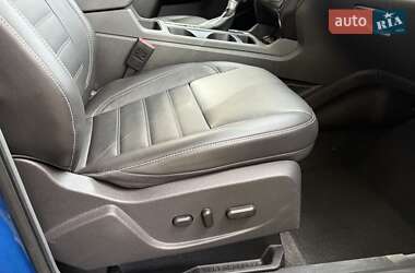 Внедорожник / Кроссовер Ford Escape 2017 в 
