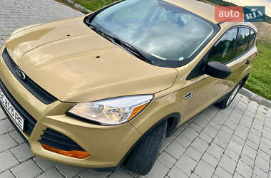 Внедорожник / Кроссовер Ford Escape 2014 в 