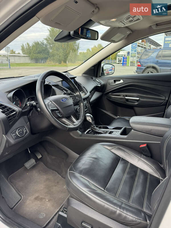 Внедорожник / Кроссовер Ford Escape 2019 в Шептицькому