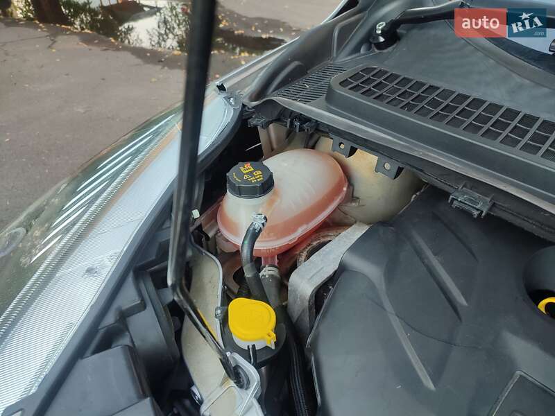 Внедорожник / Кроссовер Ford Escape 2016 в Киеве фото 11 Внедорожник / Кроссовер Ford Escape 2016 в Киеве