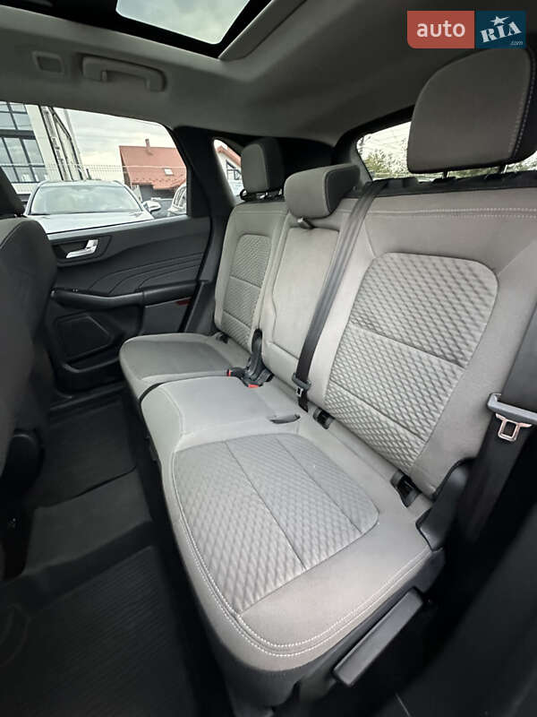 Внедорожник / Кроссовер Ford Escape 2021 в Ивано-Франковске