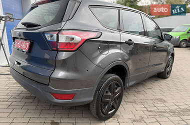 Внедорожник / Кроссовер Ford Escape 2017 в 