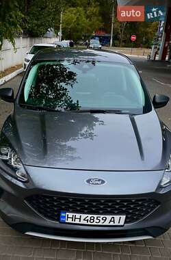 Внедорожник / Кроссовер Ford Escape 2021 в 