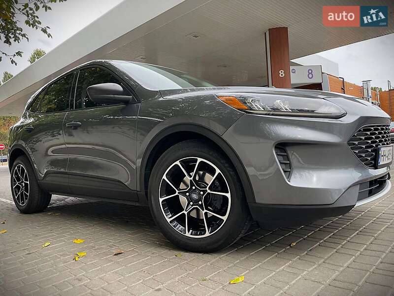 Внедорожник / Кроссовер Ford Escape 2021 в Одессе