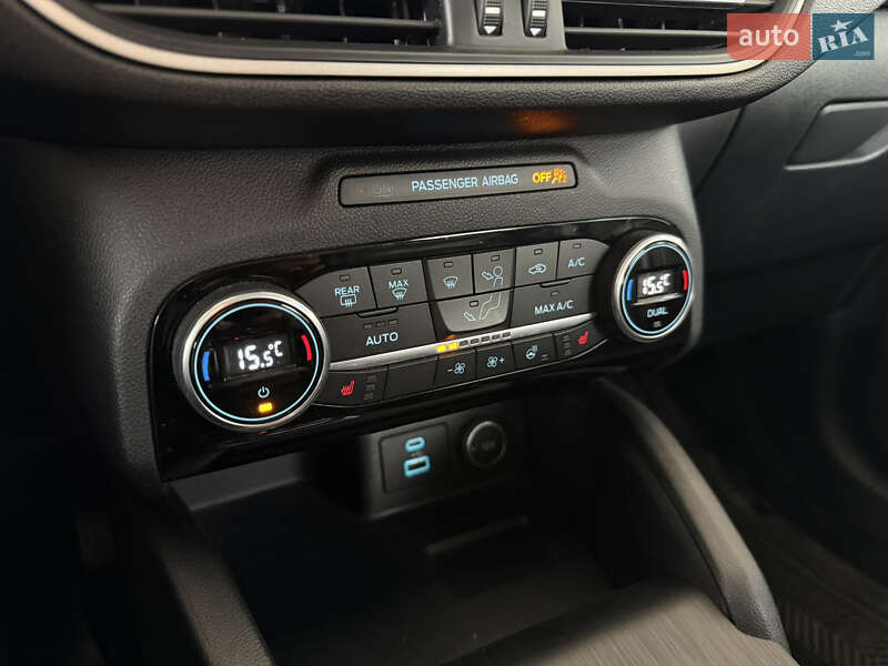 Внедорожник / Кроссовер Ford Escape 2021 в Николаеве