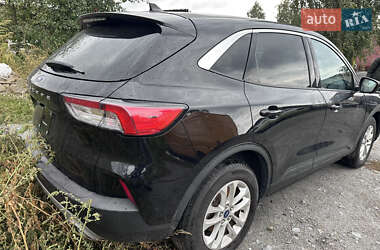 Позашляховик / Кросовер Ford Escape 2020 в 