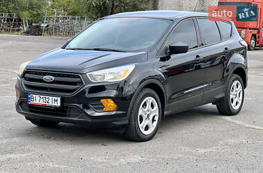 Внедорожник / Кроссовер Ford Escape 2017 в 