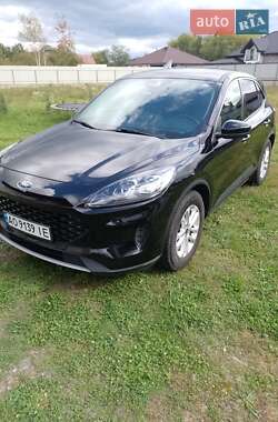 Позашляховик / Кросовер Ford Escape 2019 в Хусті