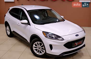 Внедорожник / Кроссовер Ford Escape 2021 в 