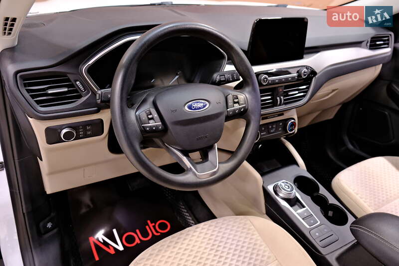 Внедорожник / Кроссовер Ford Escape 2021 в Одессе